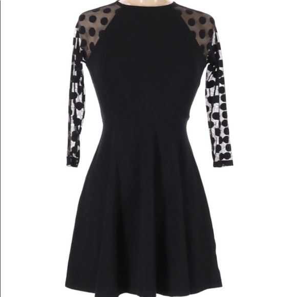 EXPRESS MINI COCKTAIL CREW NECKLINE SHEER SLEEVES - Picture 1 of 4